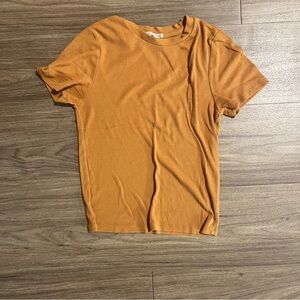 🦋2/$15🦋 Active USA Burnt Orange Cropped T-Shirt